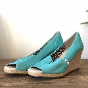 Toms Calypso Canvas Espadrille Turquoise Wedges